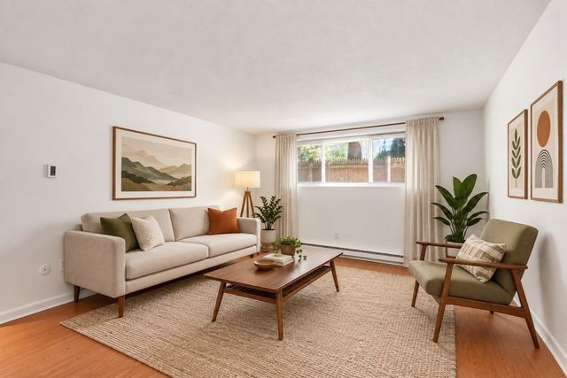 183 Mt Auburn St 15, Watertown, MA 02472