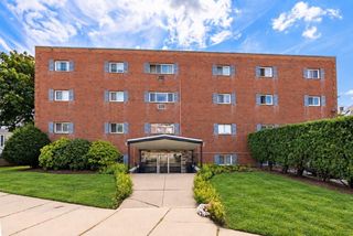 183 Mt Auburn St 15, Watertown, MA 02472