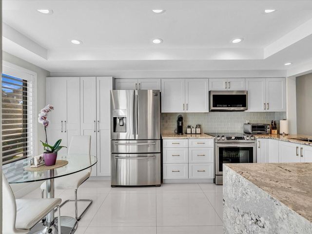 15687 Loch Maree Lane, Delray Beach, FL 33446