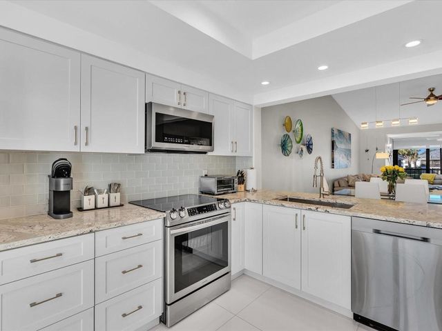 15687 Loch Maree Lane, Delray Beach, FL 33446