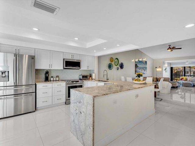 15687 Loch Maree Lane, Delray Beach, FL 33446