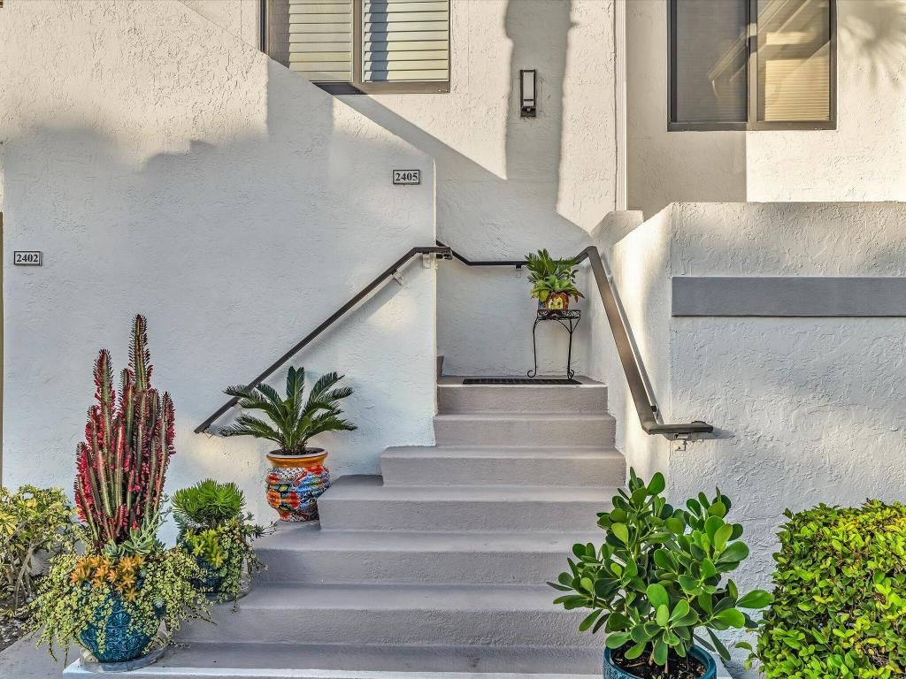 15687 Loch Maree Lane, Delray Beach, FL 33446