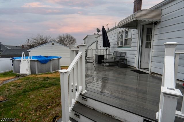 89 Susan Ct, Clifton City, NJ 07012