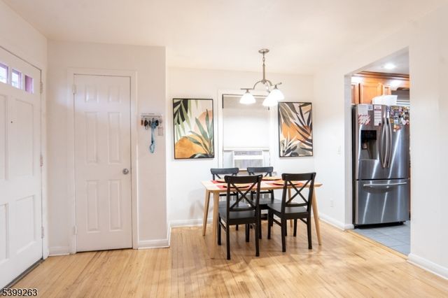 89 Susan Ct, Clifton City, NJ 07012