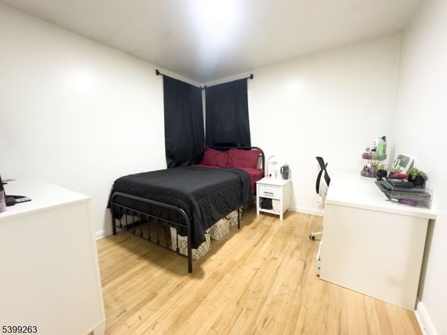 89 Susan Ct, Clifton City, NJ 07012