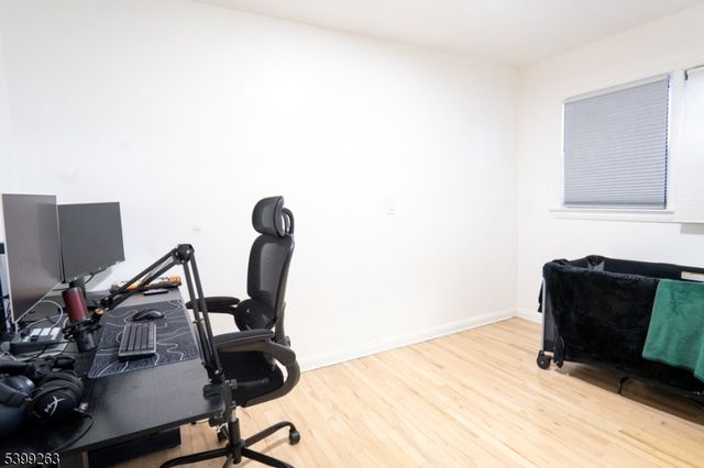 89 Susan Ct, Clifton City, NJ 07012