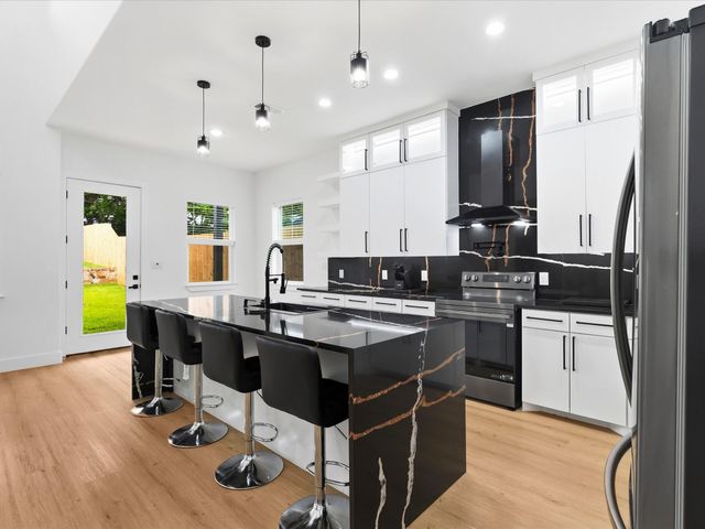 2311 Fatima Avenue, Dallas, TX 75241