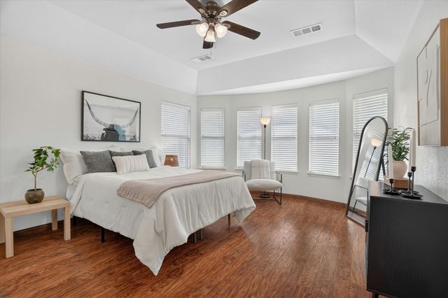 1520 Wickham Drive, Burleson, TX 76028