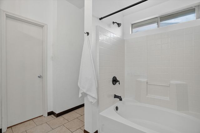 1520 Wickham Drive, Burleson, TX 76028