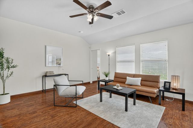 1520 Wickham Drive, Burleson, TX 76028