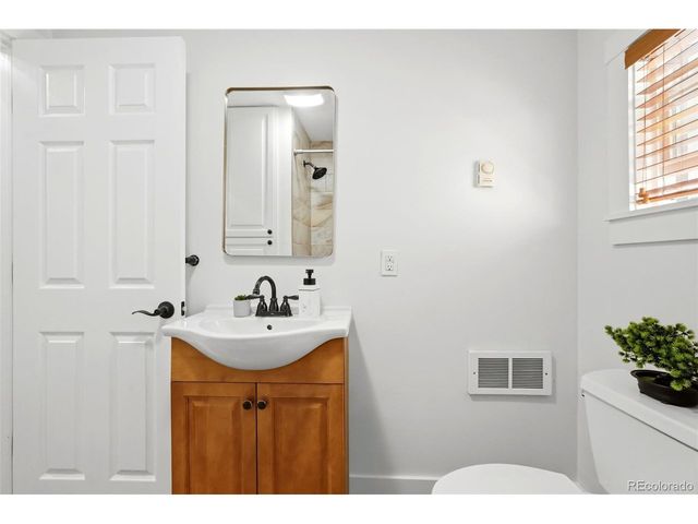4001 S Grant St, Englewood, CO 80113