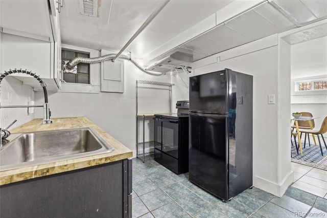 2551 N York Street, Denver, CO 80205