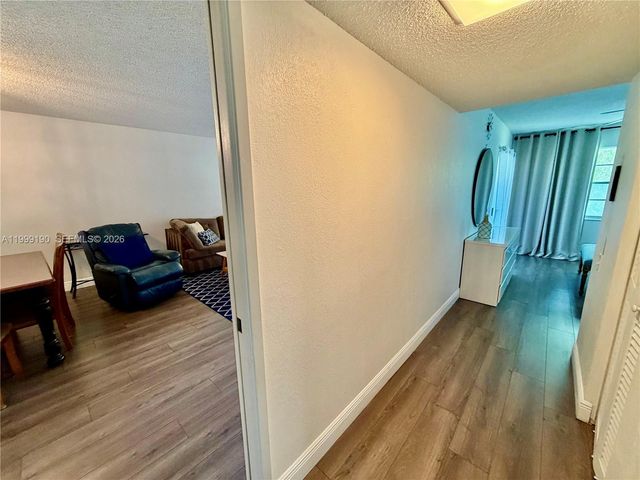 2707 Nassau Bnd H2, Coconut Creek, FL 33066