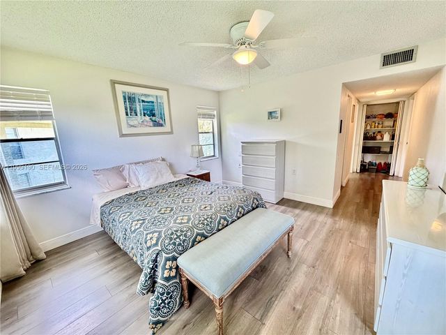 2707 Nassau Bnd H2, Coconut Creek, FL 33066