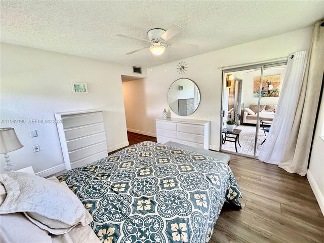 2707 Nassau Bnd H2, Coconut Creek, FL 33066