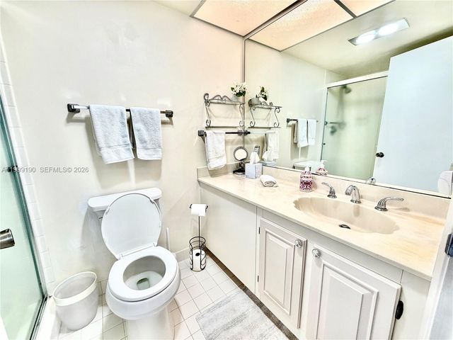 2707 Nassau Bnd H2, Coconut Creek, FL 33066