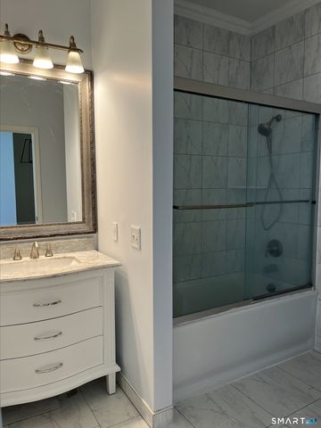 241 South Water Street 14, East Windsor, CT 06088