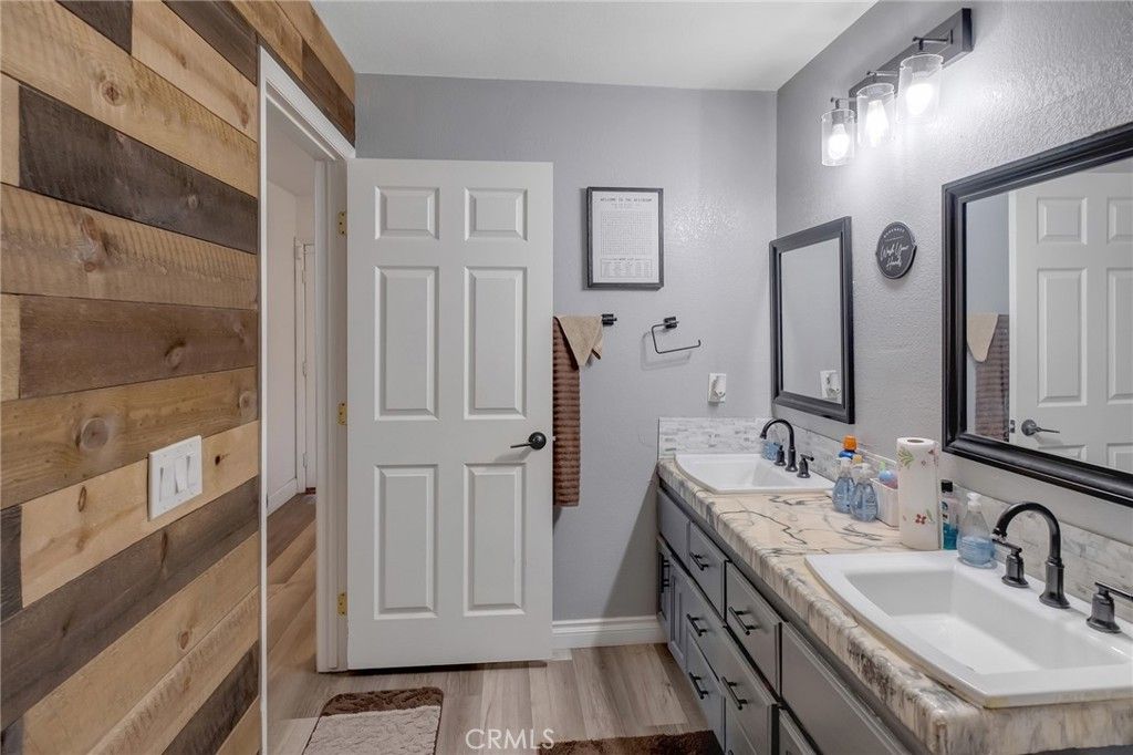 Image 12 of property listing at 960 Purple Sage Court, Barstow, CA 92311