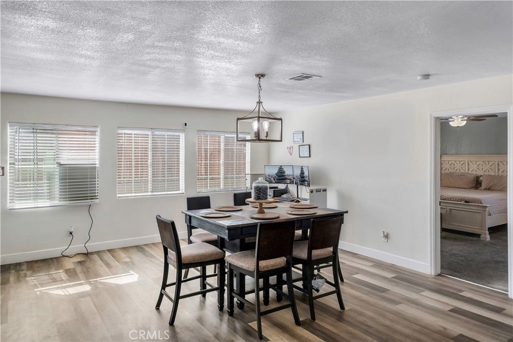 Image 15 of property listing at 960 Purple Sage Court, Barstow, CA 92311