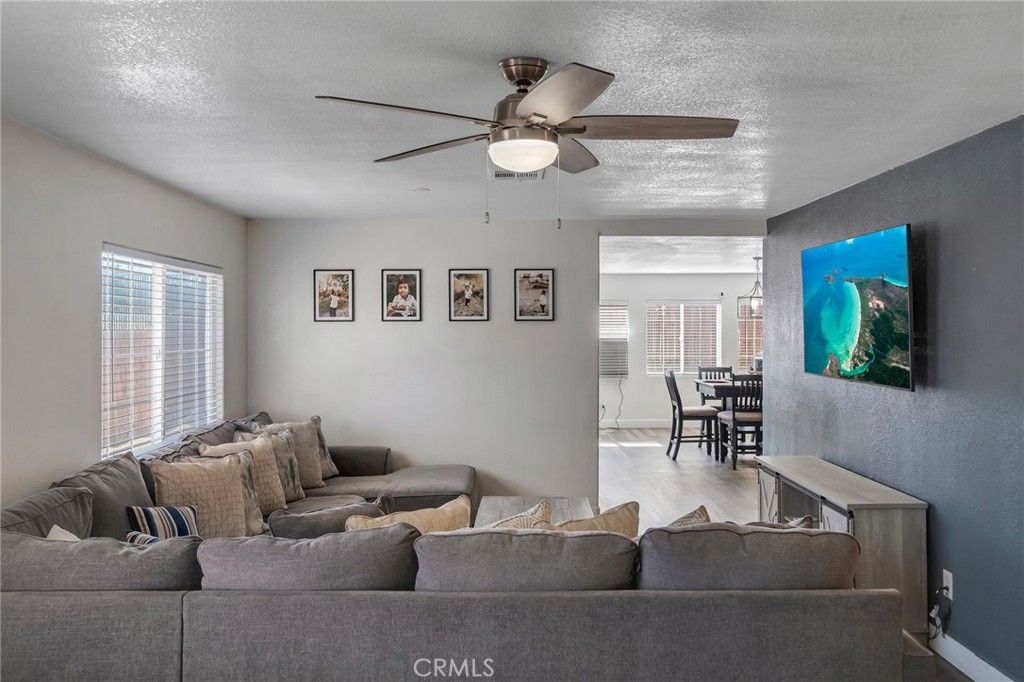 Image 21 of property listing at 960 Purple Sage Court, Barstow, CA 92311