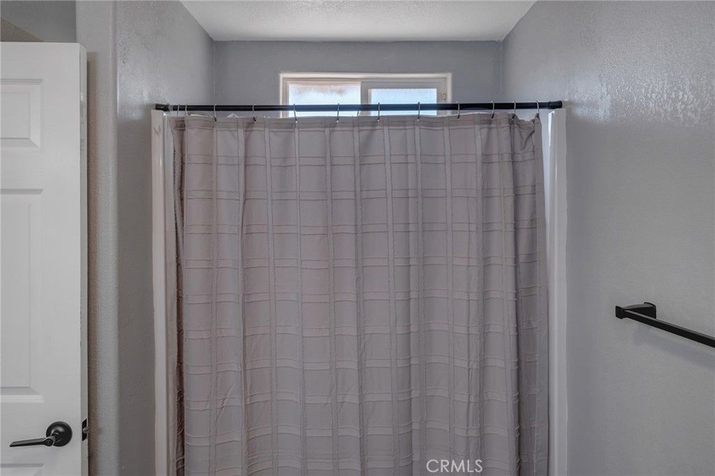 Image 30 of property listing at 960 Purple Sage Court, Barstow, CA 92311