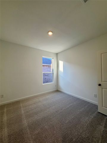 2640 Wispy Creek Drive, White Settlement, TX 76108