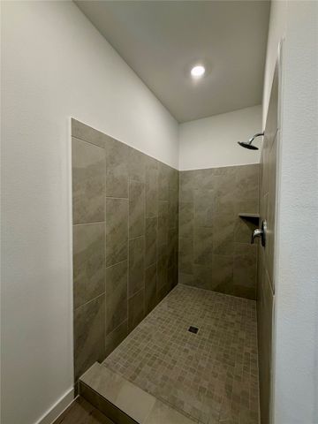 2640 Wispy Creek Drive, White Settlement, TX 76108