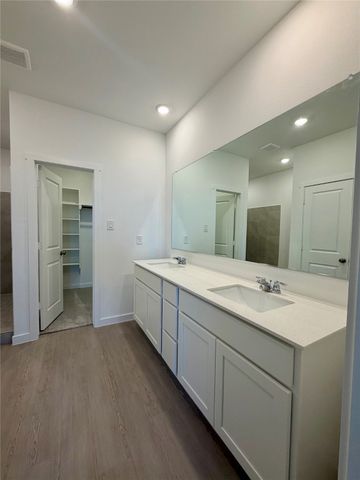 2640 Wispy Creek Drive, White Settlement, TX 76108