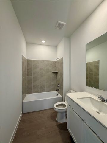 2640 Wispy Creek Drive, White Settlement, TX 76108