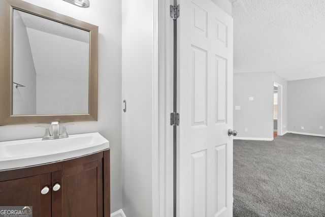 1883 Simmons Lane, Hampton, GA 30228