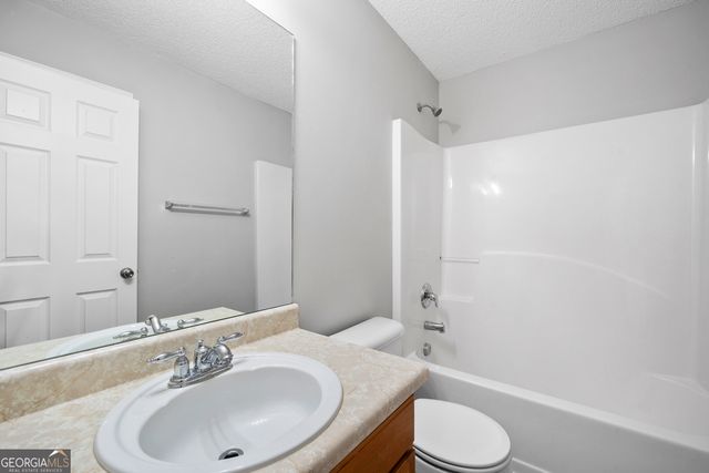 1883 Simmons Lane, Hampton, GA 30228