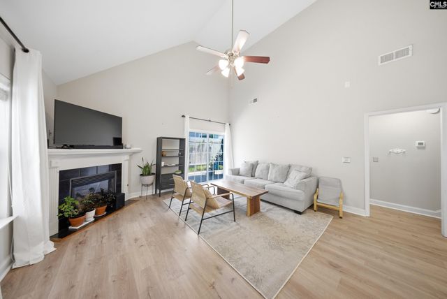 216 Sturton Dr, Lexington, SC 29072