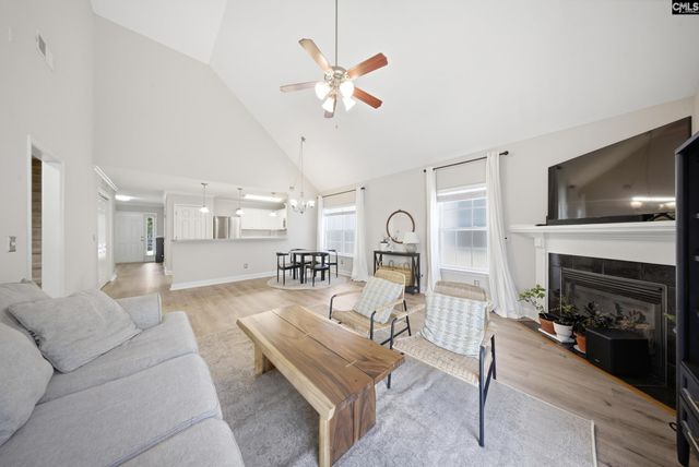 216 Sturton Dr, Lexington, SC 29072