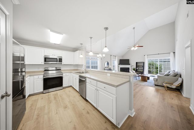 216 Sturton Dr, Lexington, SC 29072