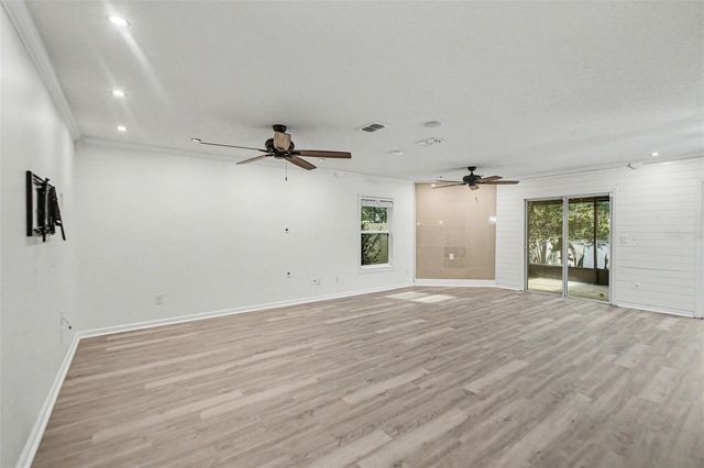 111 LAKESIDE COURT, Bunnell, FL 32110