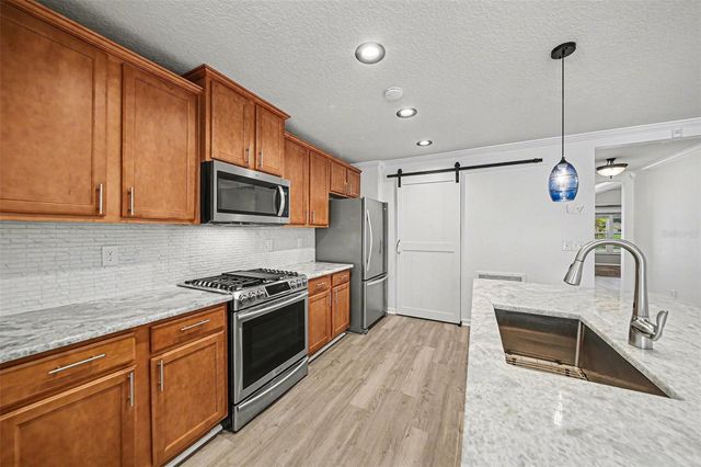 111 LAKESIDE COURT, Bunnell, FL 32110