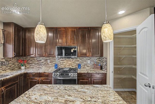 984 Diamond Rim Drive, Colorado Springs, CO 80921