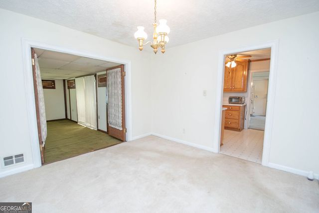 6513 Dunmoor Drive, Jonesboro, GA 30236