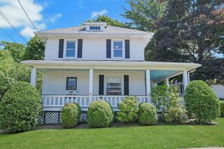 37 Orchard Street, Pleasantville, NY 10570