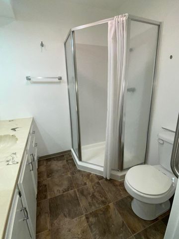 1055 N 5th Street UNIT 43, Jacksonville, OR 97530