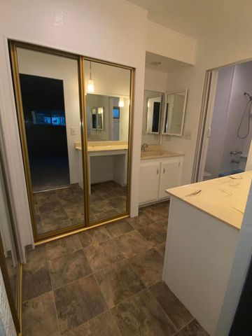 1055 N 5th Street UNIT 43, Jacksonville, OR 97530