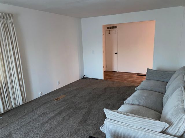 1055 N 5th Street UNIT 43, Jacksonville, OR 97530