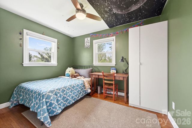 88 Ivanhoe Avenue, Asheville, NC 28806