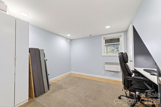 88 Ivanhoe Avenue, Asheville, NC 28806