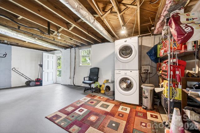 88 Ivanhoe Avenue, Asheville, NC 28806