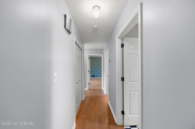 9115 Willowwood Way, Jeffersontown, KY 40299