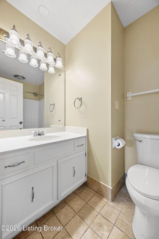 9115 Willowwood Way, Jeffersontown, KY 40299