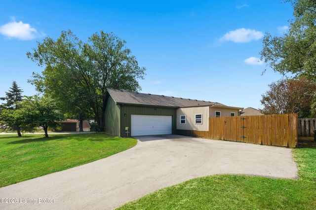 9115 Willowwood Way, Jeffersontown, KY 40299