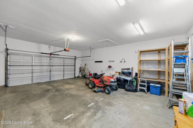 9115 Willowwood Way, Jeffersontown, KY 40299