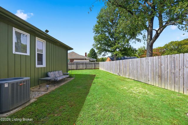 9115 Willowwood Way, Jeffersontown, KY 40299